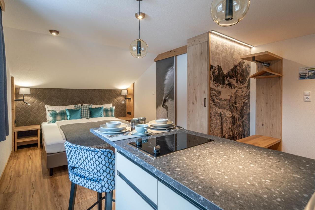 Garni Oetztal Rooms & Aparts Зёльден Экстерьер фото