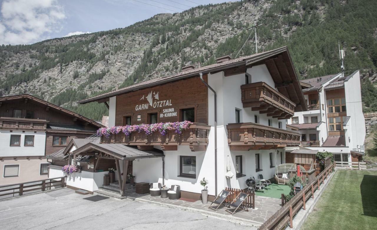 Garni Oetztal Rooms & Aparts Зёльден Экстерьер фото