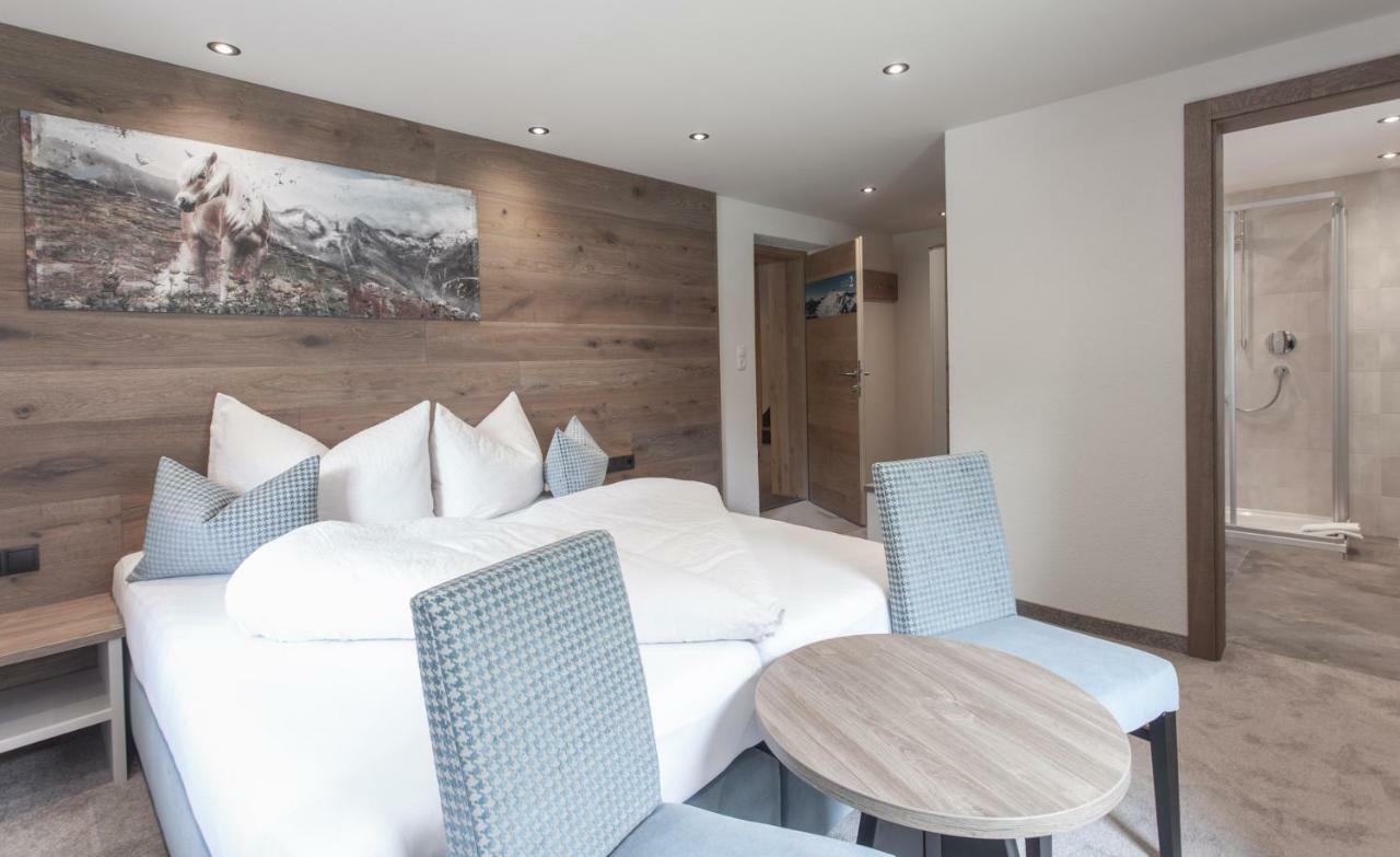 Garni Oetztal Rooms & Aparts Зёльден Экстерьер фото